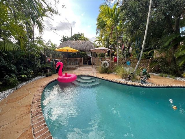 1401 Bayview Drive, Fort Lauderdale, FL 33304