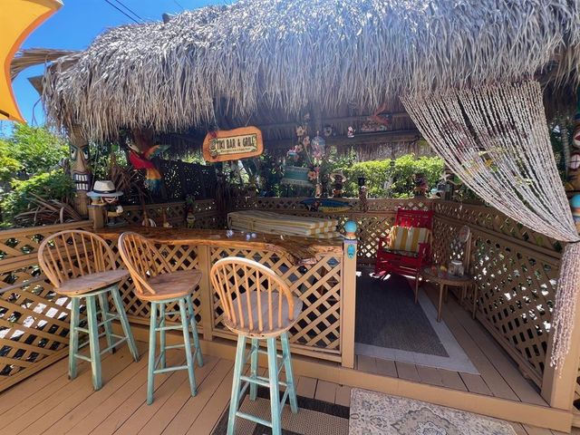 1401 Bayview Drive, Fort Lauderdale, FL 33304