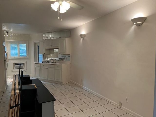 1401 Bayview Drive, Fort Lauderdale, FL 33304