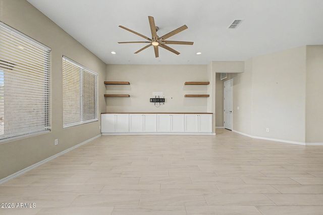 16699 W SAGUARO PARK Lane, Surprise, AZ 85387