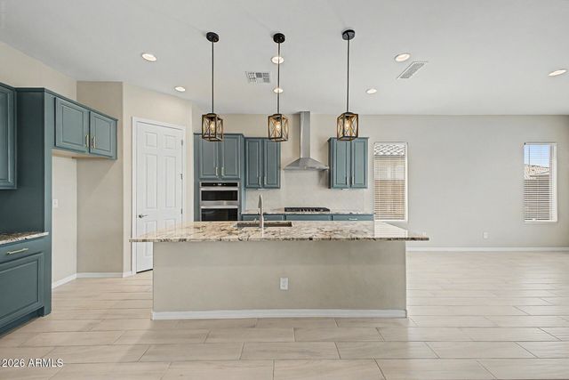 16699 W SAGUARO PARK Lane, Surprise, AZ 85387