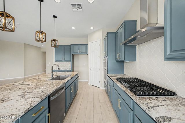16699 W SAGUARO PARK Lane, Surprise, AZ 85387