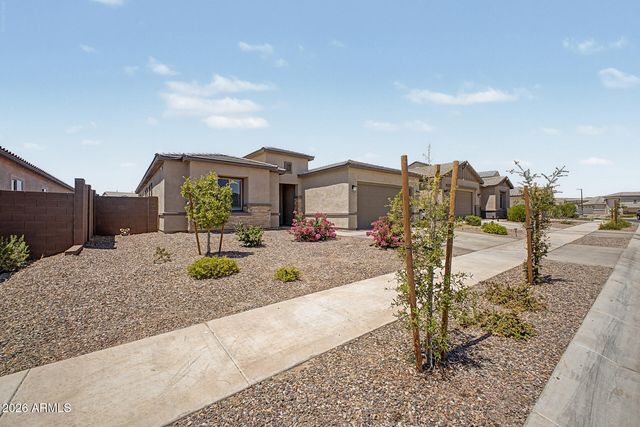 16699 W SAGUARO PARK Lane, Surprise, AZ 85387