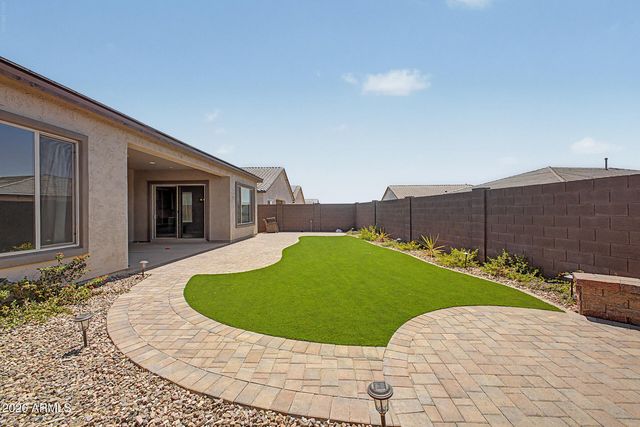 16699 W SAGUARO PARK Lane, Surprise, AZ 85387