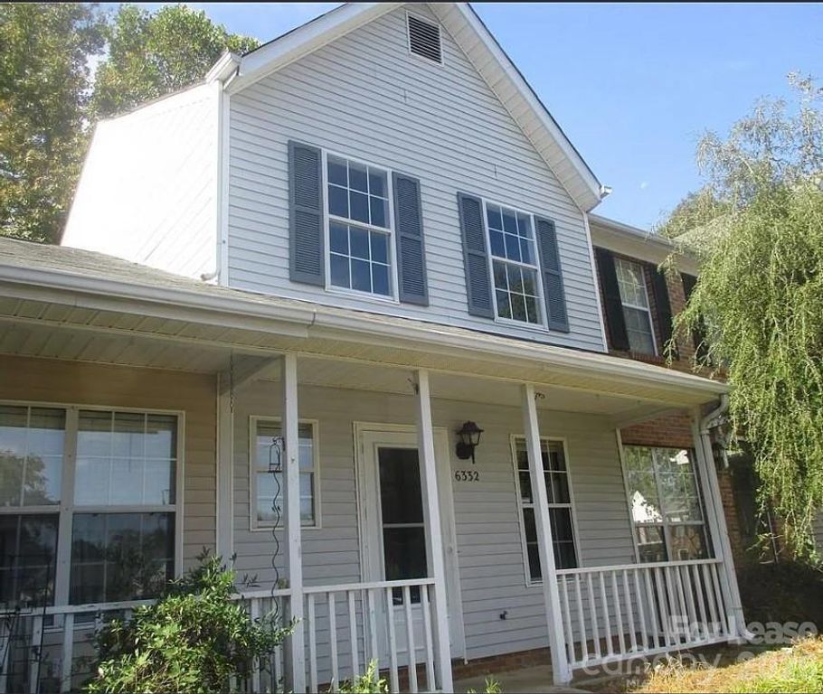 6332 Windsor Gate Lane, Charlotte, NC 28215