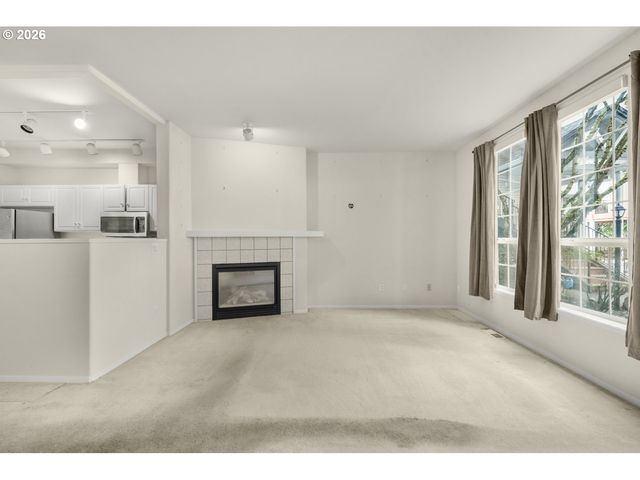 13210 Se 7TH St C15, Vancouver, WA 98683