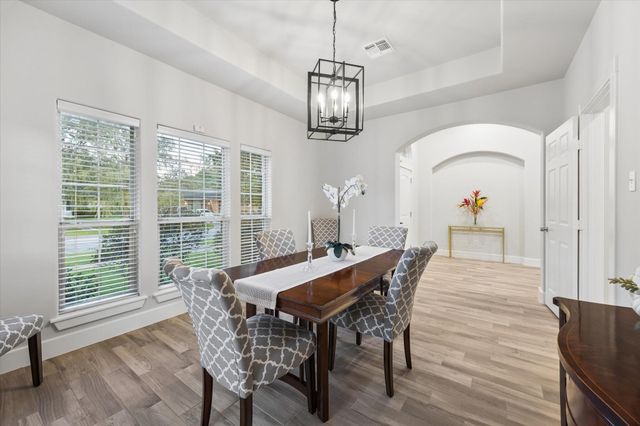 8802 Robindell Drive, Houston, TX 77074