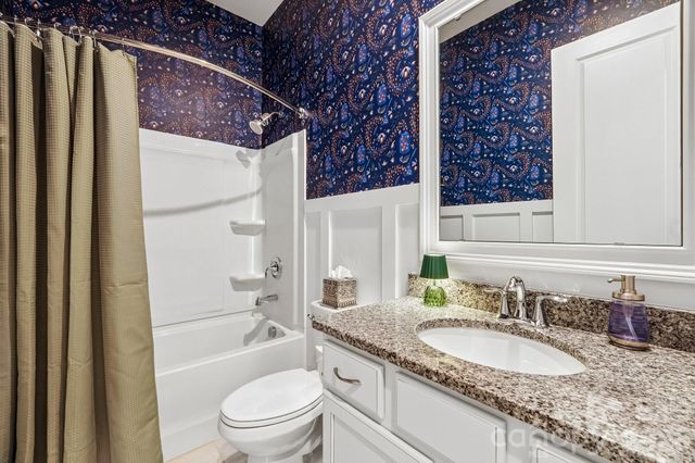 5408 Chegall Crossing Way, Mount Holly, NC 28120