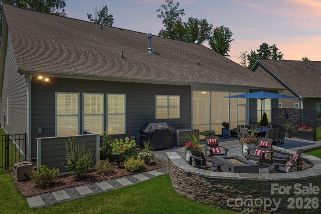 5408 Chegall Crossing Way, Mount Holly, NC 28120