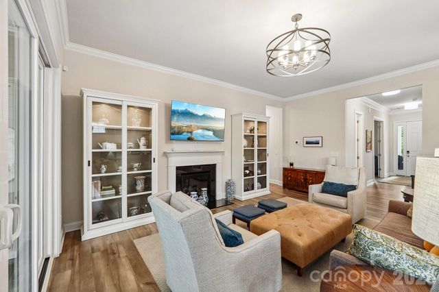 5408 Chegall Crossing Way, Mount Holly, NC 28120