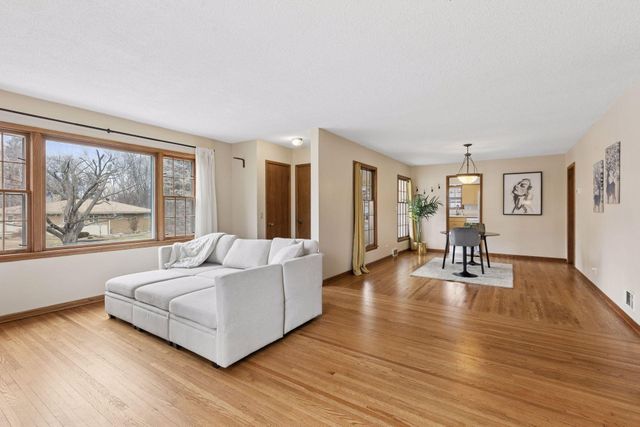 6619 W 16th Street, Saint Louis Park, MN 55426