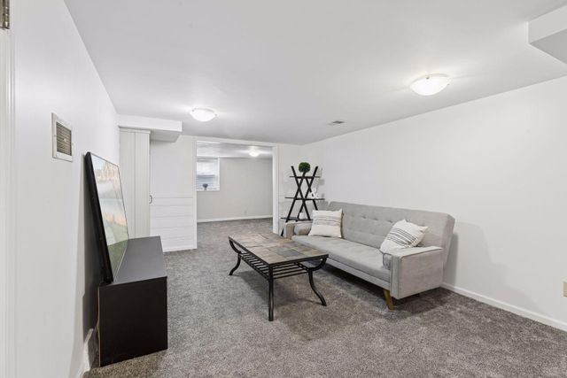 6619 W 16th Street, Saint Louis Park, MN 55426