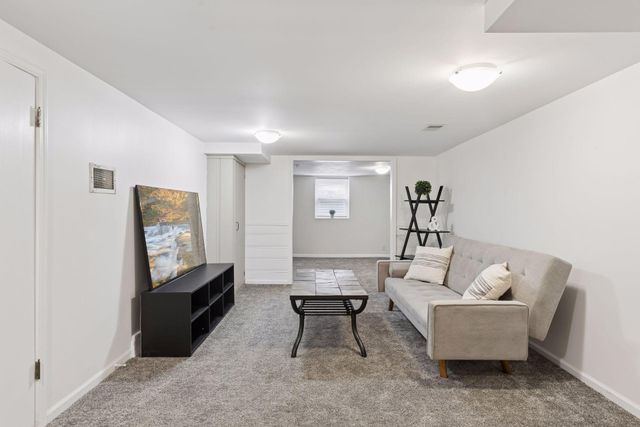 6619 W 16th Street, Saint Louis Park, MN 55426