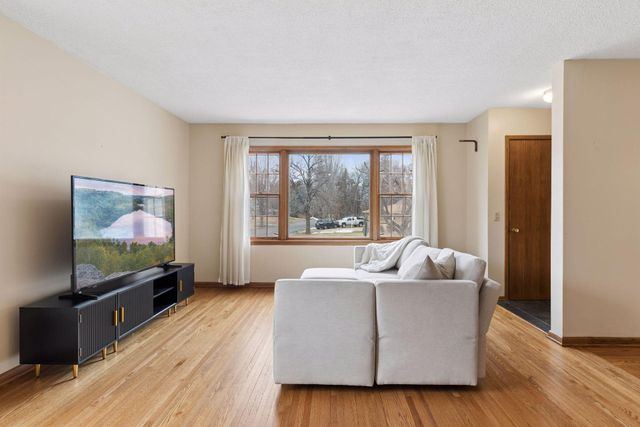 6619 W 16th Street, Saint Louis Park, MN 55426