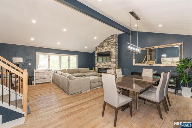 319 Winifred Drive, Totowa, NJ 07512