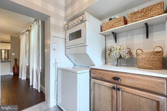 408 E RANDALL ST, Baltimore, MD 21230
