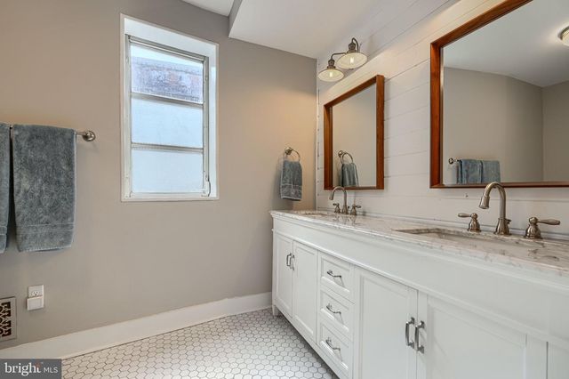 408 E RANDALL ST, Baltimore, MD 21230