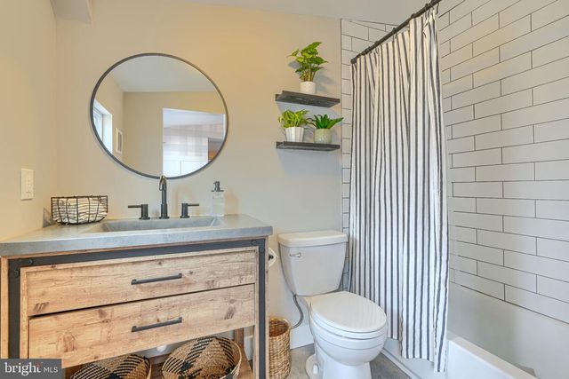 408 E RANDALL ST, Baltimore, MD 21230