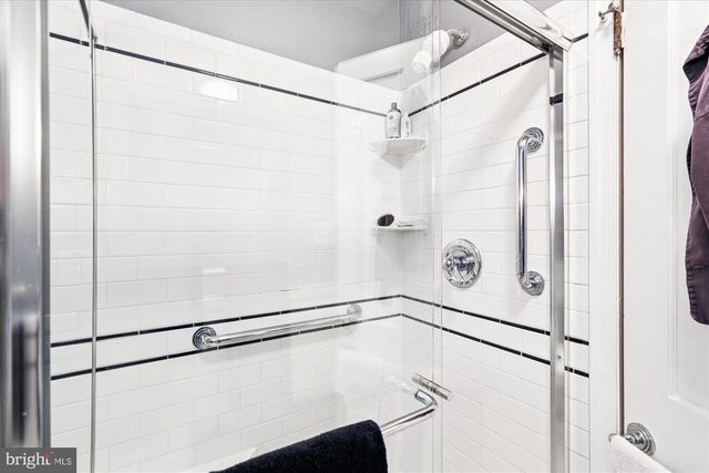 9220 MANCHESTER RD, Silver Spring, MD 20901