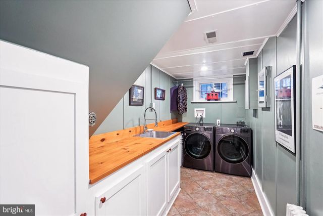 9220 MANCHESTER RD, Silver Spring, MD 20901