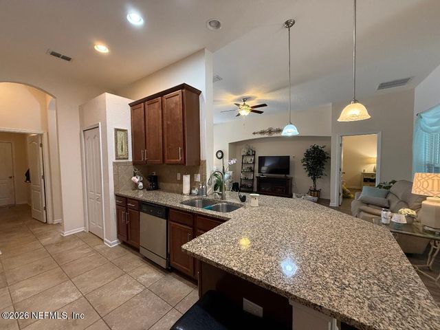 1985 COLONIAL Drive, Green Cove Springs, FL 32043