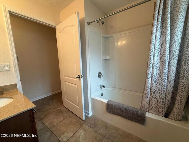 1985 COLONIAL Drive, Green Cove Springs, FL 32043