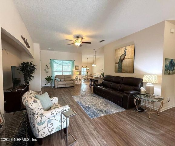 1985 COLONIAL Drive, Green Cove Springs, FL 32043