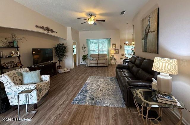 1985 COLONIAL Drive, Green Cove Springs, FL 32043