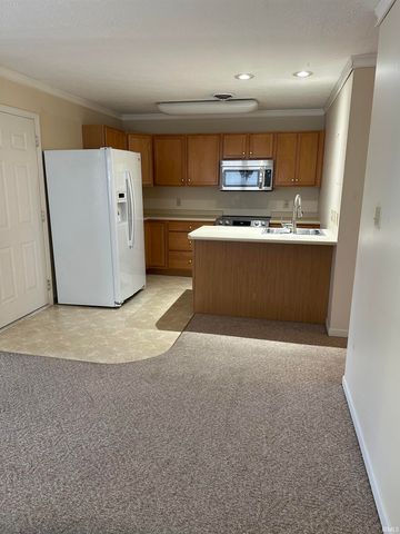 802 Walnut Ridge East, Logansport, IN 46947