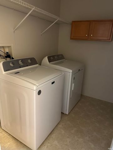 802 Walnut Ridge East, Logansport, IN 46947