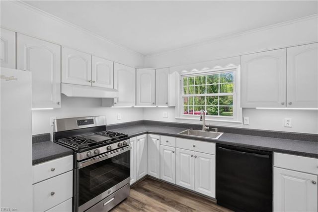 604 Virginius DR, Virginia Beach, VA 23452
