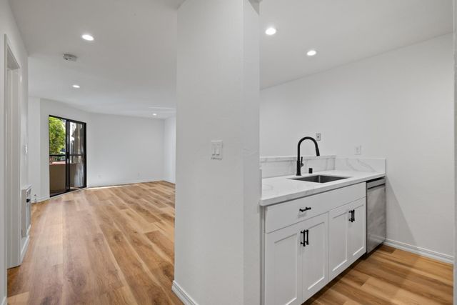 1551 Southgate Avenue 163, Daly City, CA 94015