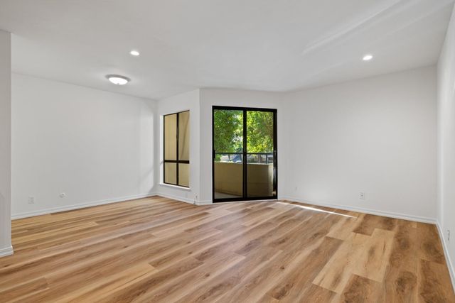 1551 Southgate Avenue 163, Daly City, CA 94015