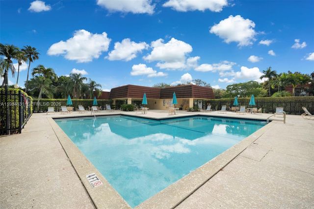 713 NW 99th Cir, Plantation, FL 33324