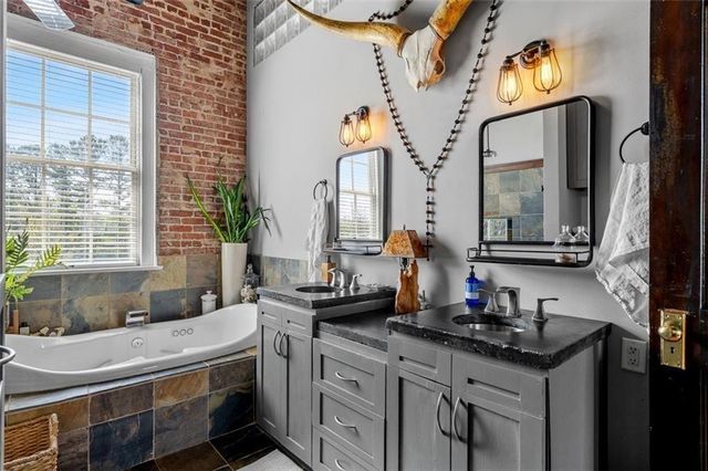 320 Martin Luther King Jr Drive SE 19, Atlanta, GA 30312