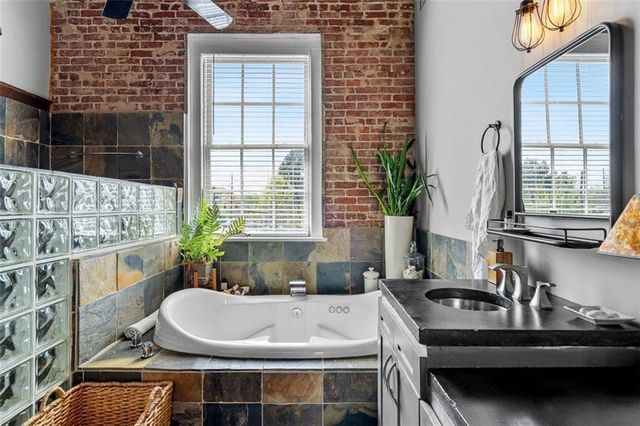 320 Martin Luther King Jr Drive SE 19, Atlanta, GA 30312