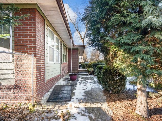 127 N Center Street, Winder, GA 30680