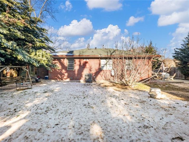 127 N Center Street, Winder, GA 30680