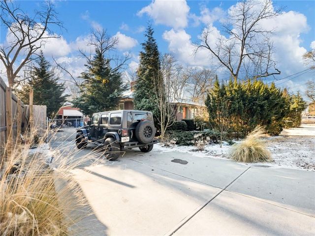 127 N Center Street, Winder, GA 30680