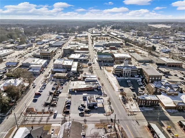 127 N Center Street, Winder, GA 30680