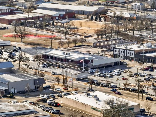 127 N Center Street, Winder, GA 30680