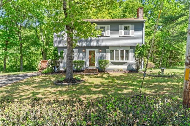 224 Perryville Rd, Rehoboth, MA 02769