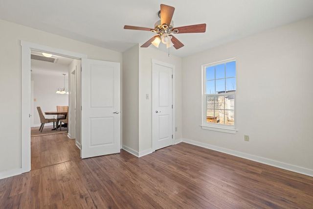 204 Morning Glory DR, Fredericksburg, TX 78624