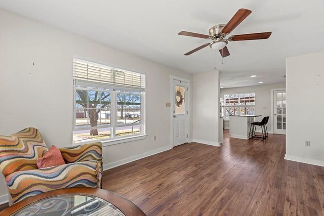 204 Morning Glory DR, Fredericksburg, TX 78624