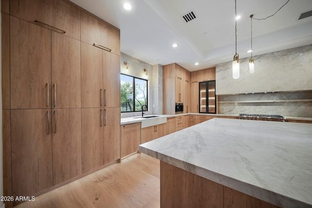 11505 E COCHISE Drive, Scottsdale, AZ 85259