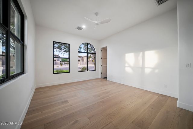 11505 E COCHISE Drive, Scottsdale, AZ 85259