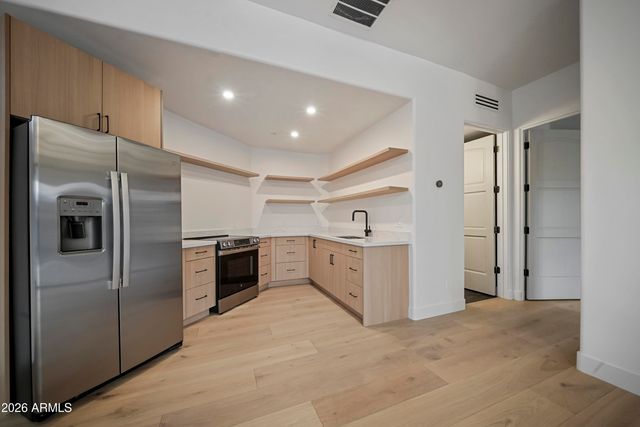 11505 E COCHISE Drive, Scottsdale, AZ 85259