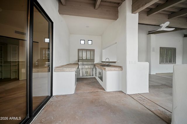 11505 E COCHISE Drive, Scottsdale, AZ 85259