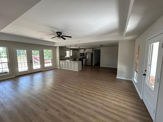 10008 Highway 321, Dayton, TX 77535