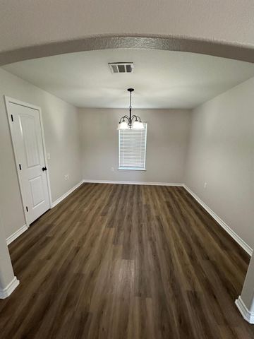 10008 Highway 321, Dayton, TX 77535